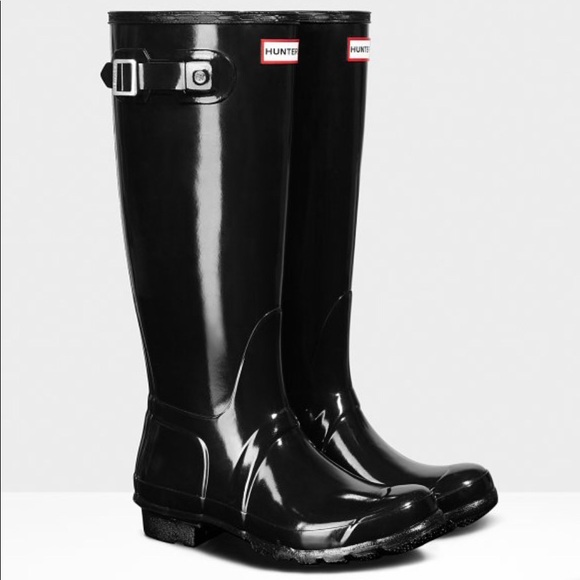 Hunter Shoes - Tall black gloss hunter boots